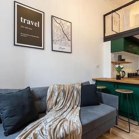 Central - Great Location - Stylish Loft- Zlota Street